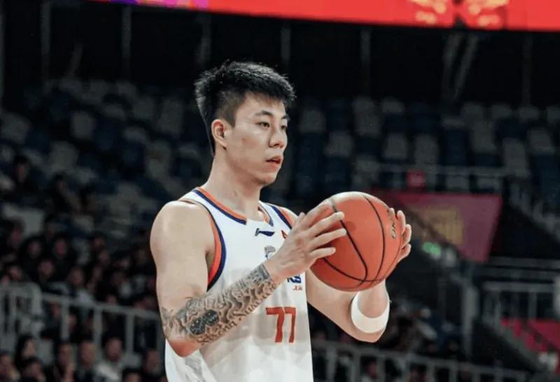 开云体育下载-上海113-73大胜广东 球员评价：4人满分，6人及格，2人低迷