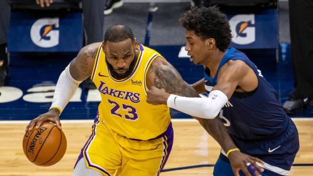 下载开云-浓眉缺席詹皇扛起大梁 36岁他仍是紫金军团主心骨